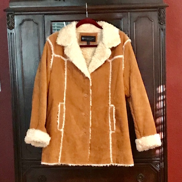 Reaction Kenneth Cole Jackets & Blazers - NWOT!  REACTION KENNETH COLE SUEDE JACKET